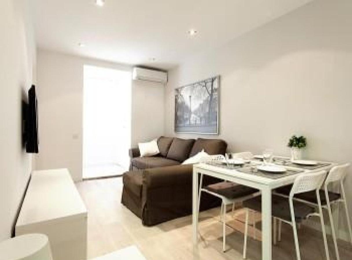 Miquel Angel - Apartments Next To Camp Nou Barcelona Eksteriør billede