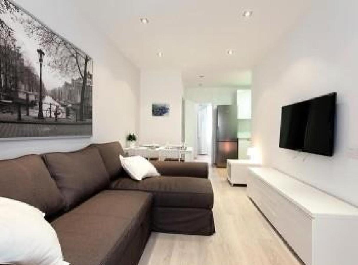 Miquel Angel - Apartments Next To Camp Nou Barcelona Eksteriør billede
